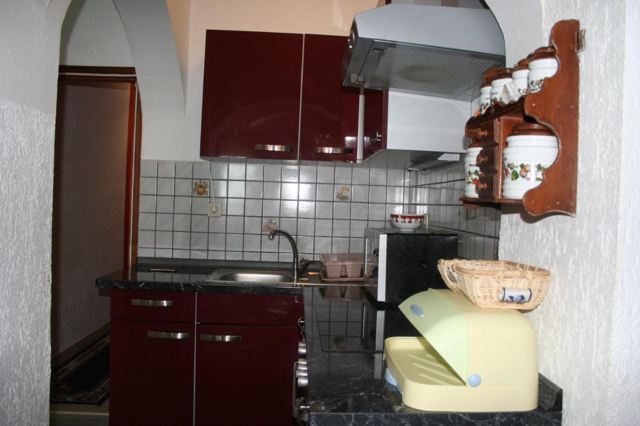 Apartmani Jankov Krk Town Exterior foto