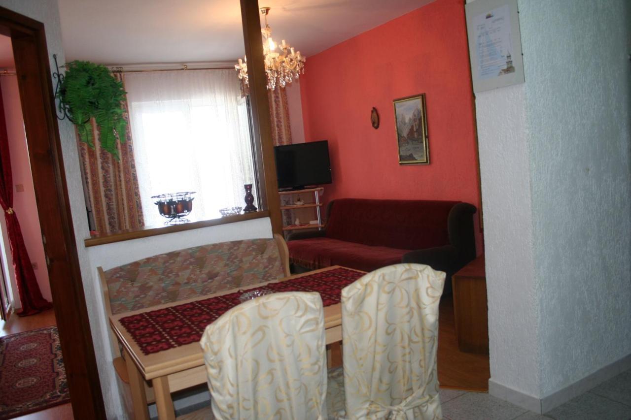 Apartmani Jankov Krk Town Exterior foto